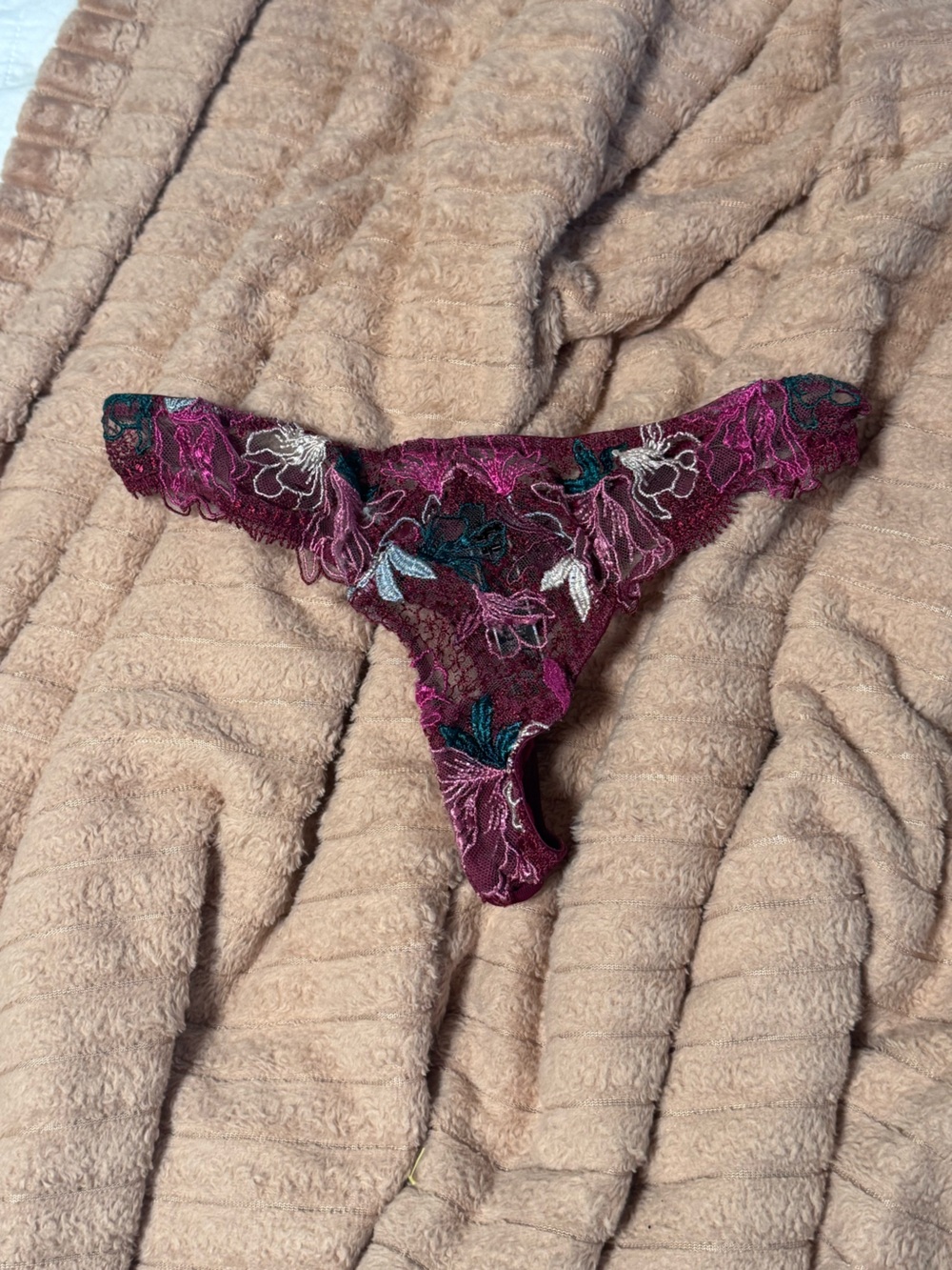 Victoria's Secret very sexy collection Mesh Thong